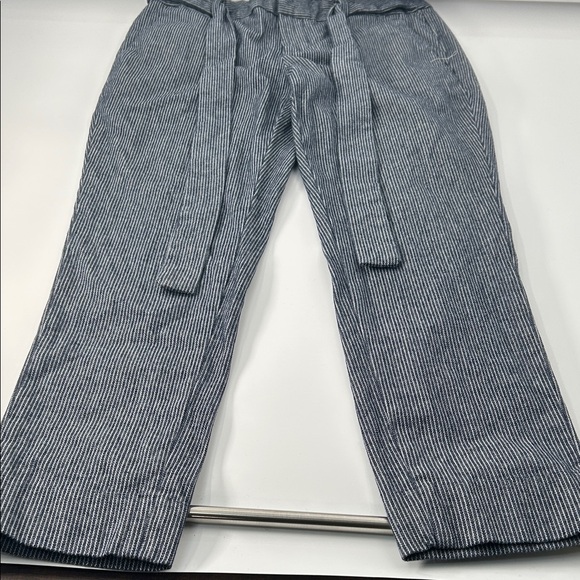 Banana Republic Men's Pinstriped Black Pants - Picture 12 of 16